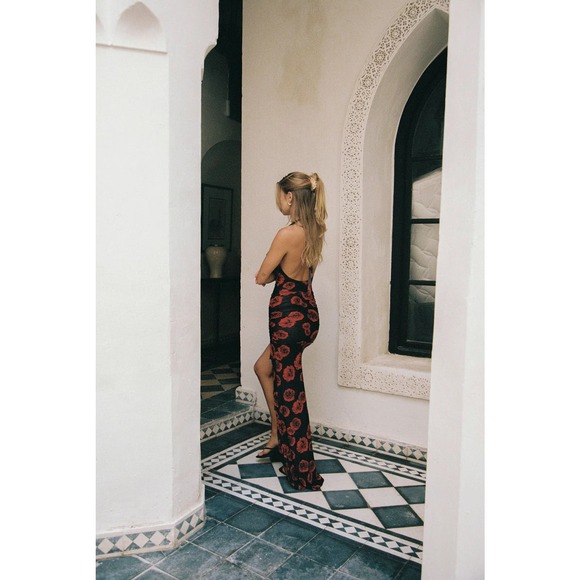 Indah JLO Gown in Red Roses - Picture 4 of 6